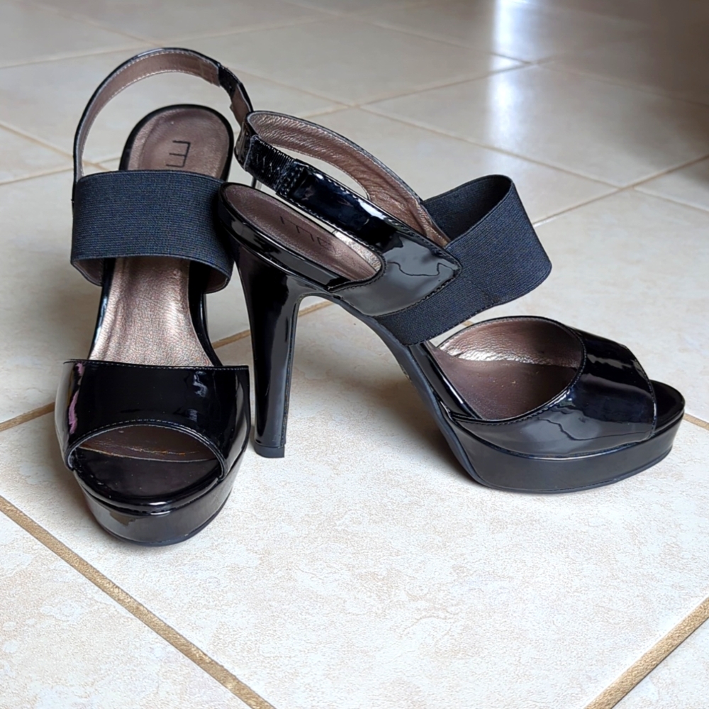 Moda black patent platform slingback heels size 9.5